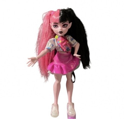 Monster High G3 Draculaura Core Refresh Edition Doll W/ 2 Right Hands