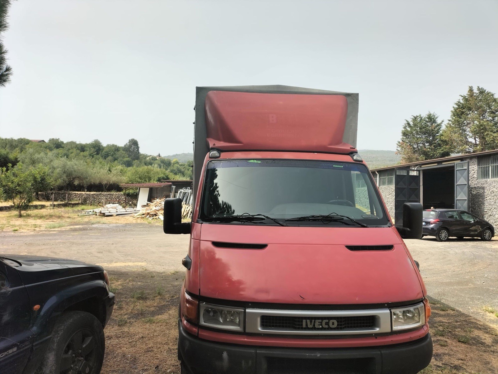 Vendo IVECO DAILY / ANNO 2003 / 2,8 MULTIJET foto 3