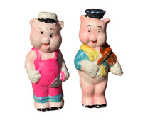 VTG PAIR OF 2 BISQUE DISNEY THREE LITTLE PIGS PAINTED FIGURES JAPAN 3"