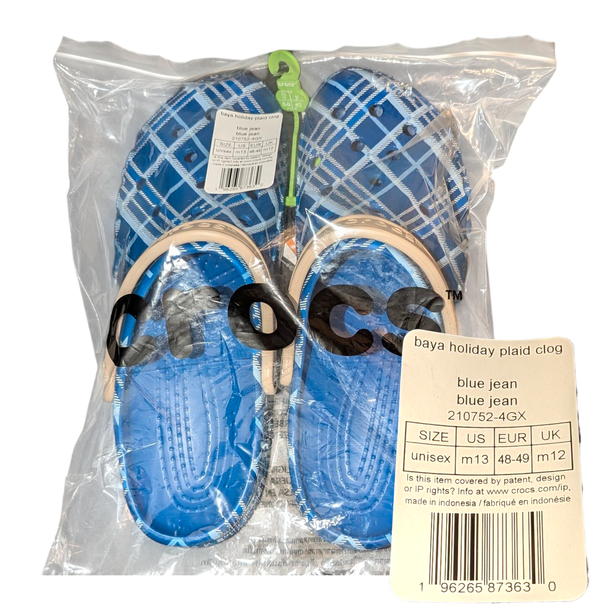 NWT Crocs Baya Holiday Plaid Clogs Blue Jean Sandals Unisex  display picture 2
