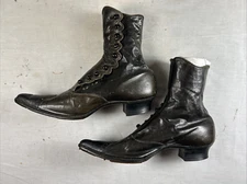 Antique VICTORIAN WICKED WITCH POINTED HIGH BUTTON BLACK  SHOES