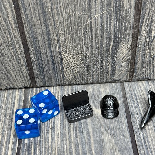 2007 Monopoly Electronic Banking 6 Token Pieces & Dice Replacement Pieces Only - Picture 2 of 3