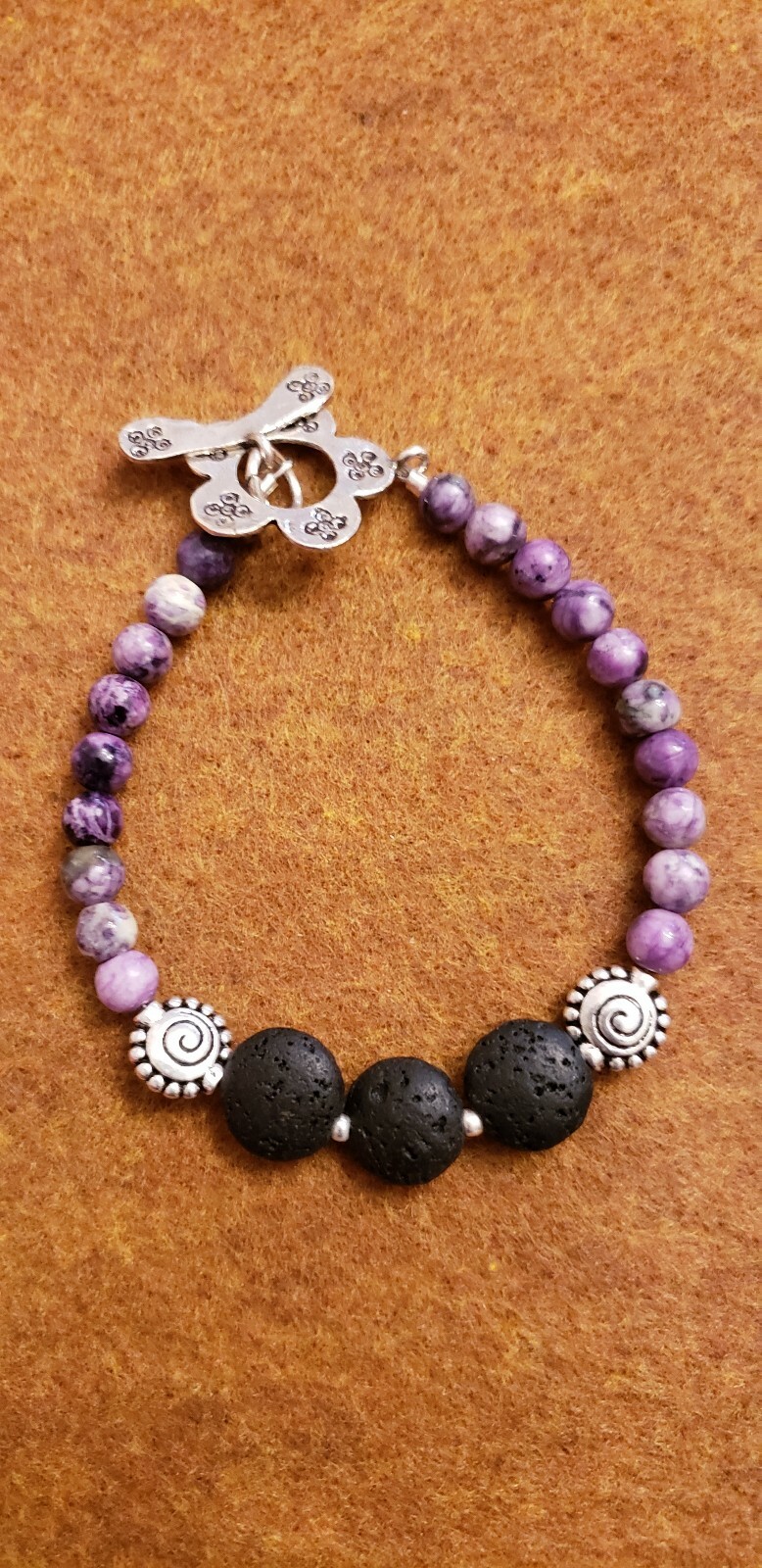Aromatherapy Essential Oil Diffuser Bracelet for Relaxation & Wellness-image