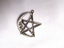 MAN IN THE MOON CRESCENT and 5 POINT PENTAGRAM STAR PEWTER PENDANT ADJ NECKLACE