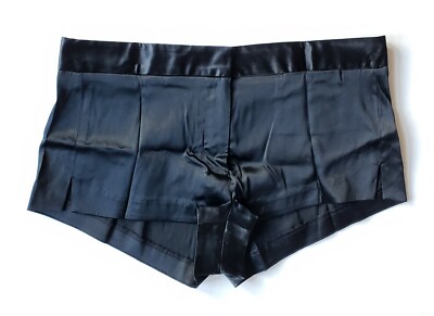 moda international shorts
