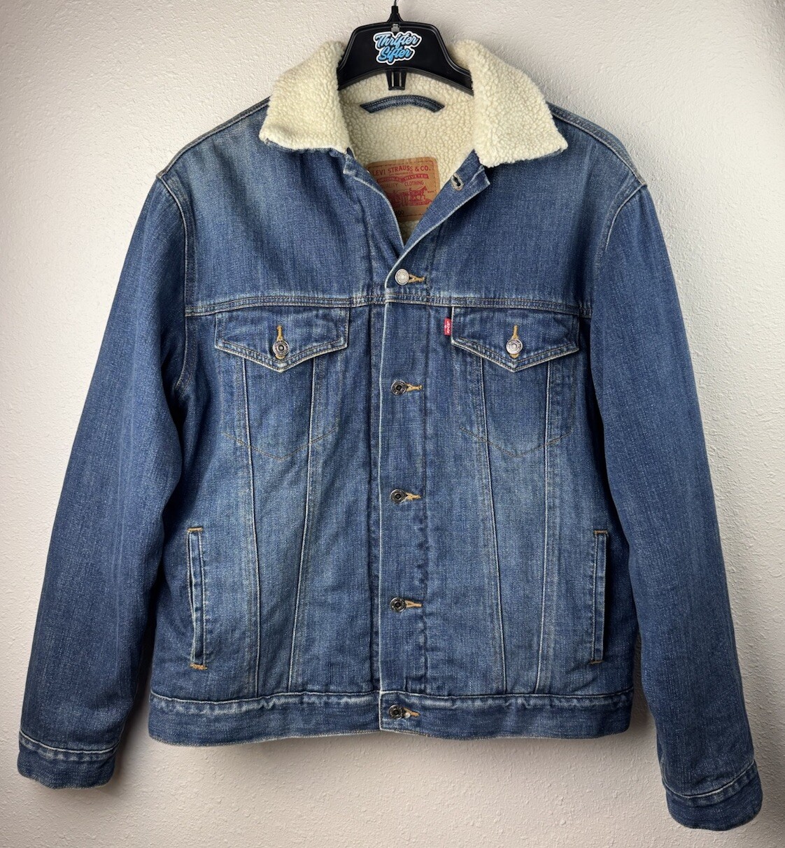 Picture 1 of 6