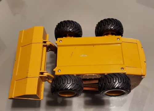 ERTL Case 90XT Diecast Skid Steer loader 1/16 Scale - Picture 9 of 10