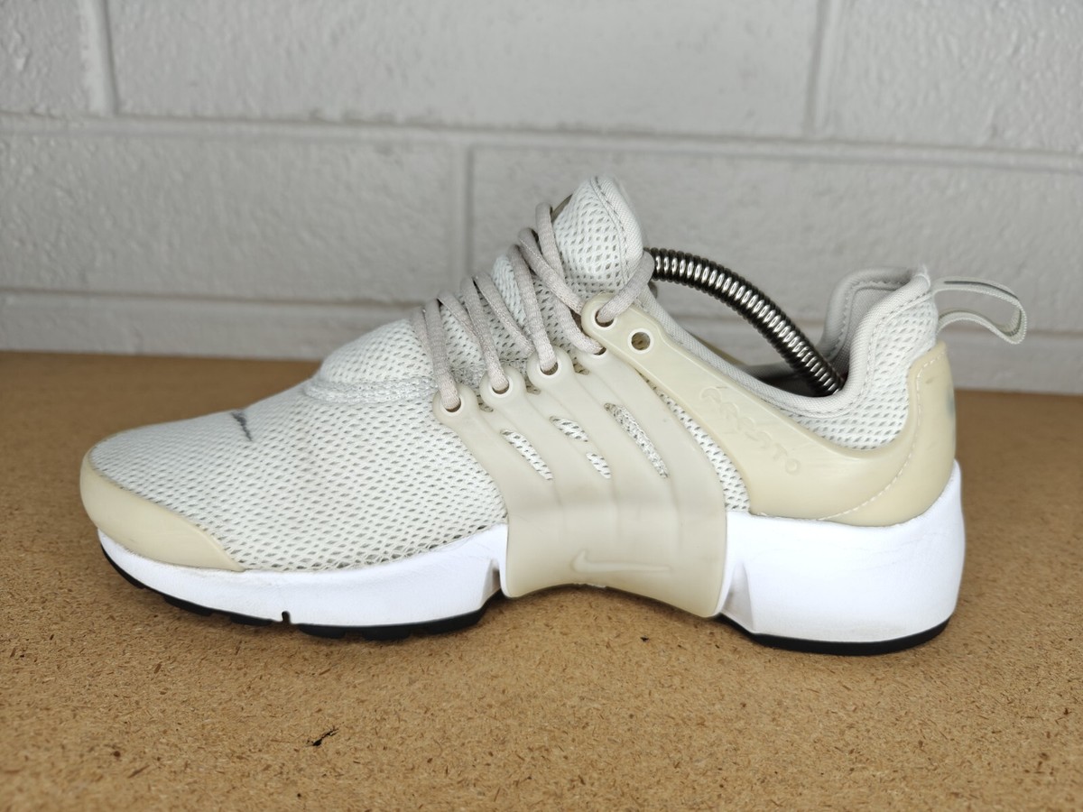 Nike Air Presto Light Bone Womens Size 7 Running Sneakers Nike Air Presto Light Bone Womens Size 7 Running Sneakers
