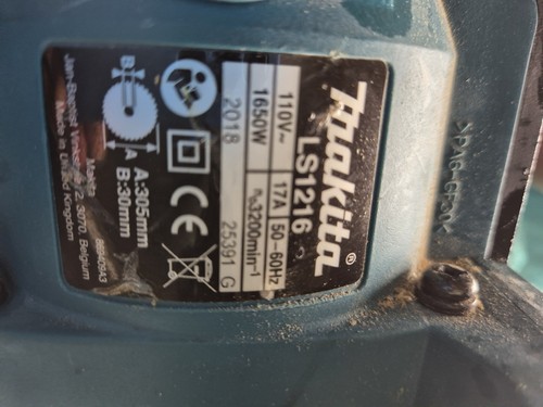 Makita LS1216 Compound Saw Mitre Chop, 305mm Blade - Picture 5 of 12