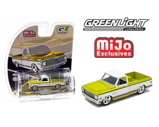Greenlight 1:64 1972 Chevrolet C-10 Short Bed Custom Yellow White Two-Tone