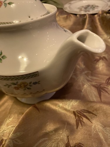 Doulton Kingswood Large Teapot With Lid. New Old Stock - Picture 8 of 14