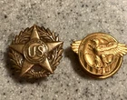 Lot of 2 Military WWI /WW2 Honorable Discharge STAR /RUPTURED DUCK Lapel Buttons