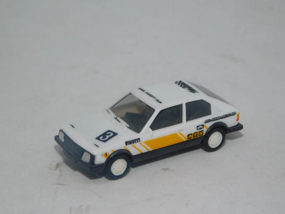 Opel Kadett седан SR ATS мобильный #3 Herpa 1:87 H0 - Изображение 2 из 3