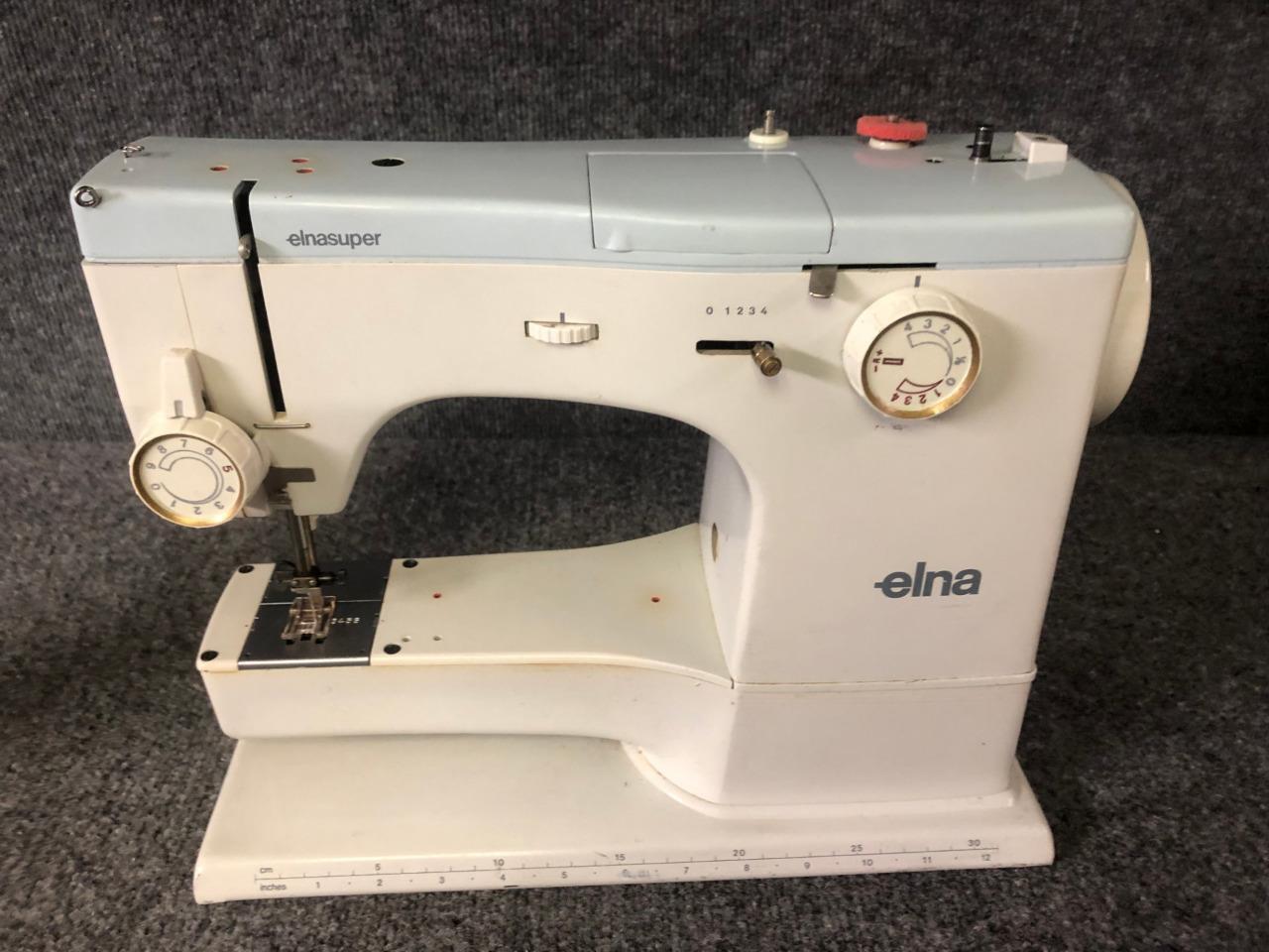 Elna Elnasuper 62C SwissMade Sewing Machine w/Foot Pedal Runs