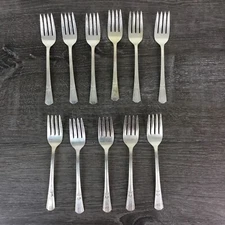 Wm Rogers Mfg Co Sovereign Silverplate IS 1939 Salad Forks 6 Inch Set of 11