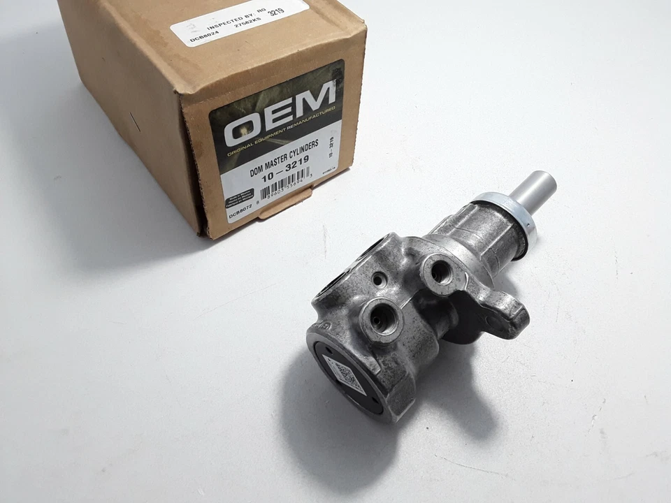 Cilindro maestro de freno Cardone 10-3219 se adapta a Saturn Ion 2003,2004,2005,2006,2007 Foto 2 de 4