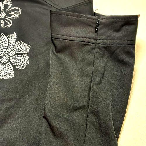 Izod Skirt / Skort NWT Sz 6 Golf Cool-FX Microfiber Black / White Floral Design - Picture 6 of 15