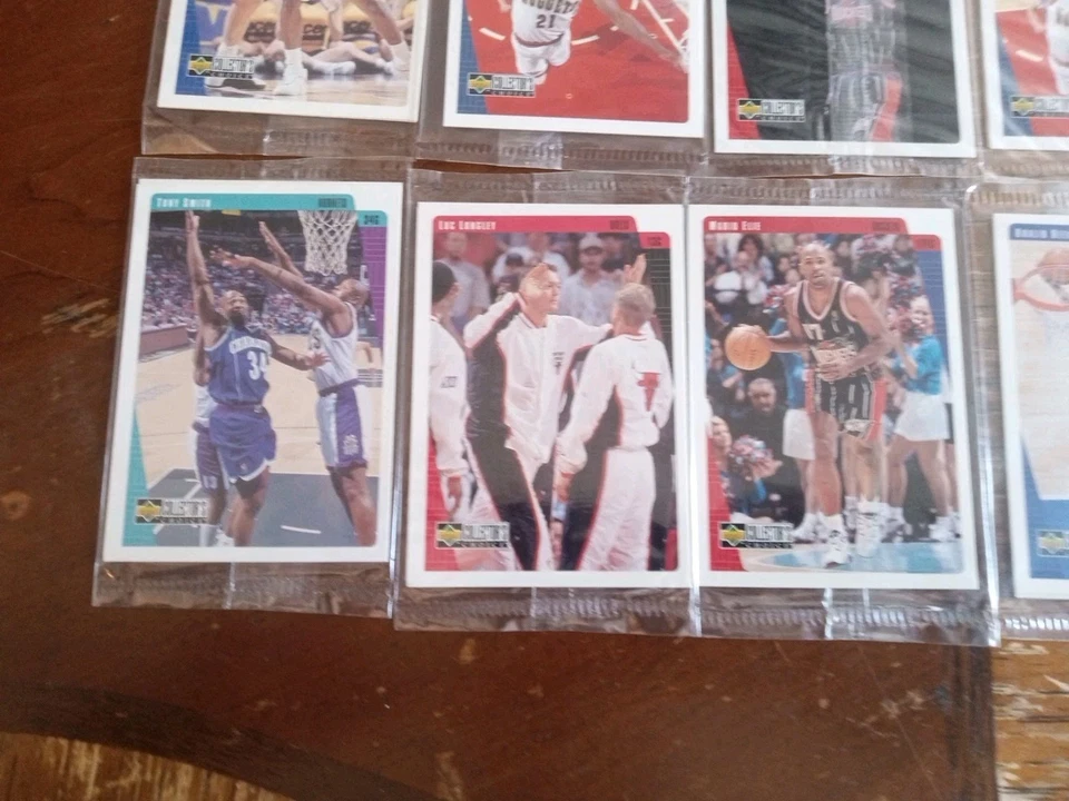 Tarjetas de baloncesto 97/98 Upper Deck Collectors Choice sin abrir 24 cartas en total.  Foto 3 de 4