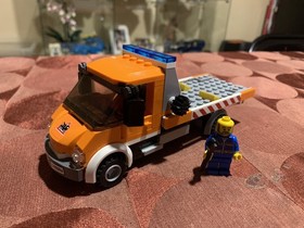LEGO City 60017 Flatbed Truck Used 99.9% Complete 1 Piece Missing Retired