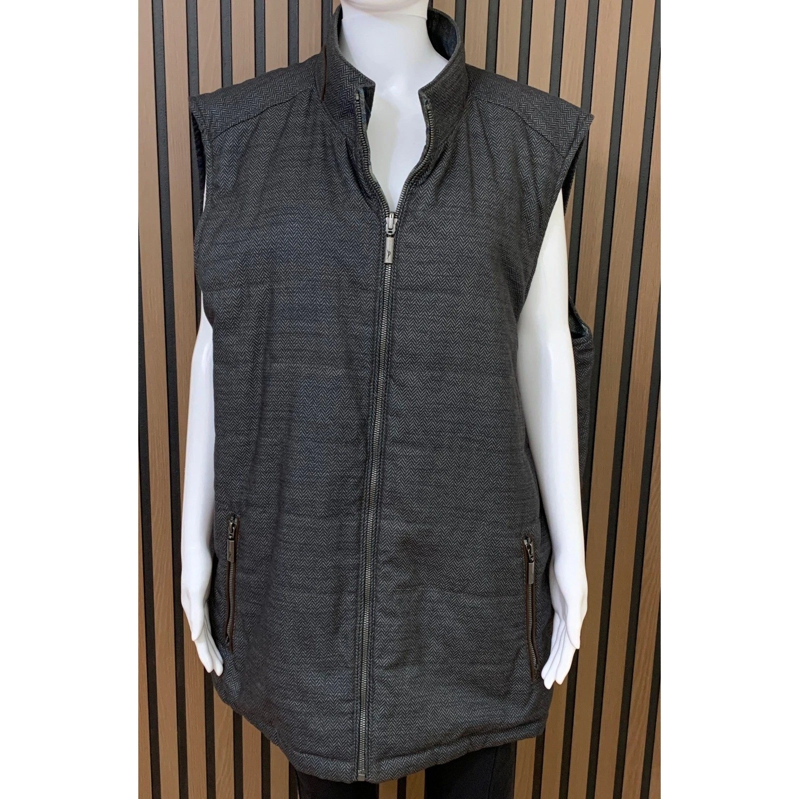 Tommy Bahama Men's XXL Reversible Quilted Vest Grey Herringbone Plaid Full Zip