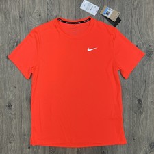 Nike Running T Shirt Size Medium Mens Bright Crimson Orange Dri Fit UV Miler 35