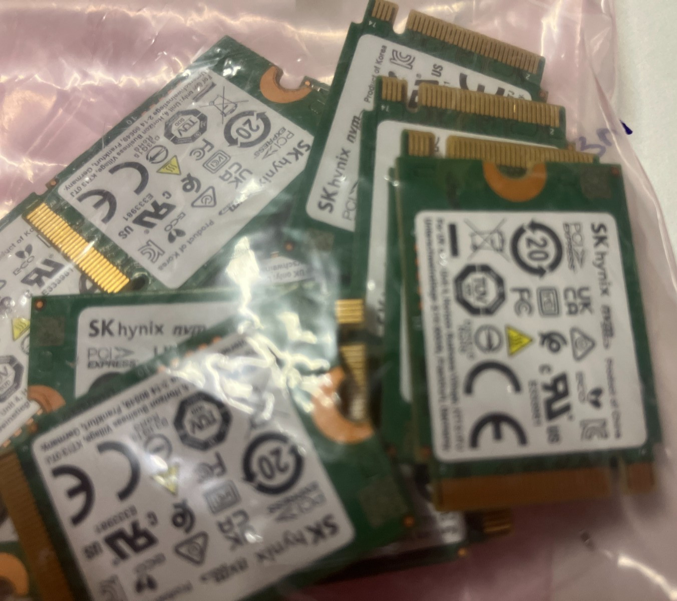 LOT OF 16 SKHynix BC711 256GB NVMe SSD M.2 PCIe HFM256GD3GX013N SEE PHOTOS