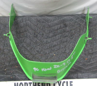 アクセサリー C9 96-97 Kawasaki Ninja ZX9 R Lower Front Inner Fairing Cowl