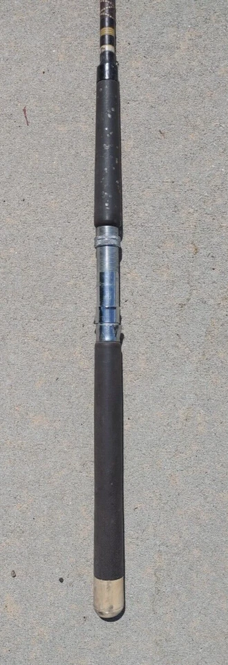 Caña de pescar vintage de fibra de vidrio Abu Garcia de 7' 84" Foto 2 de 4