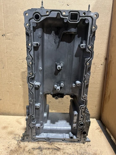 2011-2018 6.7L Powerstroke Upper Oil Pan with groove for rubber gasket