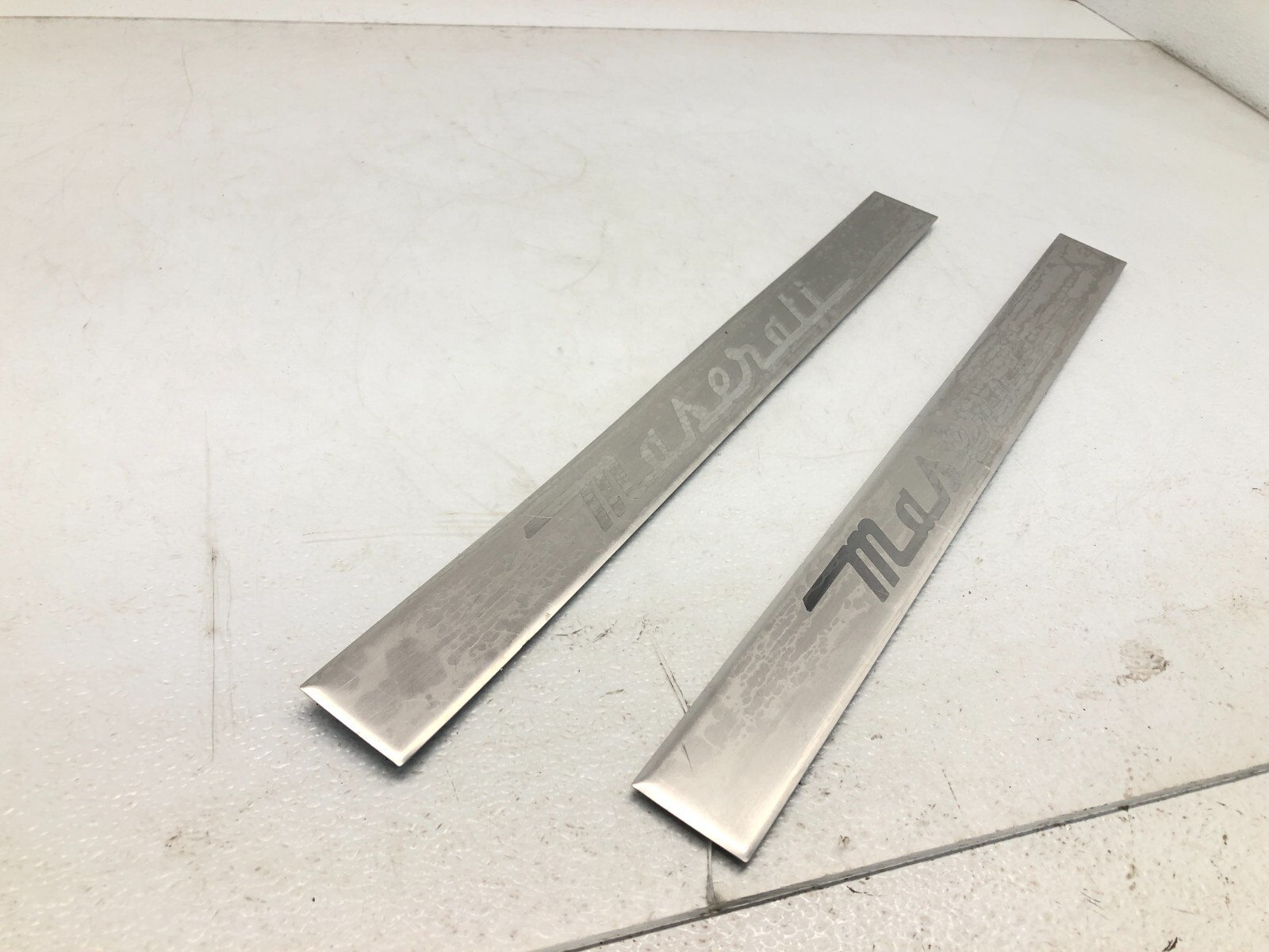 2014-2024 MASERATI GHIBLI S FRONT DOOR SILL SCUFF PLATE TRIM PANEL SET X2 OEM