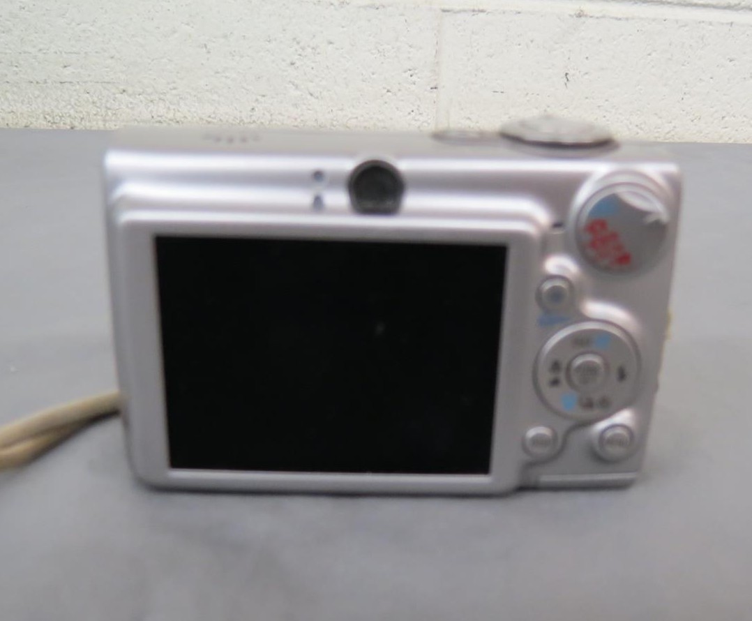 Canon PowerShot Digital ELPH SD5507.1MP Digital Camera w/Case SD Manuals  MINTY 13803056051 | eBay