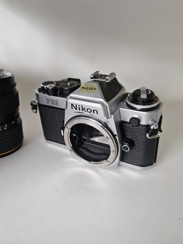 Nikon FE2 Chrome Body SLR Film Camera W/ Tokina ATX 35-70 F/2.8 Lens Nice - Bild 3 von 17