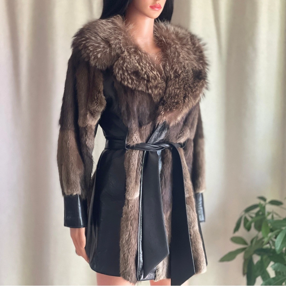 Fox Fur Original Vintage Coats, Jackets & Vests for Women for sale
