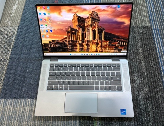 dell latitude 5520, 15.6-Inch Laptop, with intel core i7, Windows 11 Pro