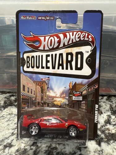 Hot Wheels 2012 Boulevard Ferrari F40 Real Riders (hanger) - Picture 1 of 7