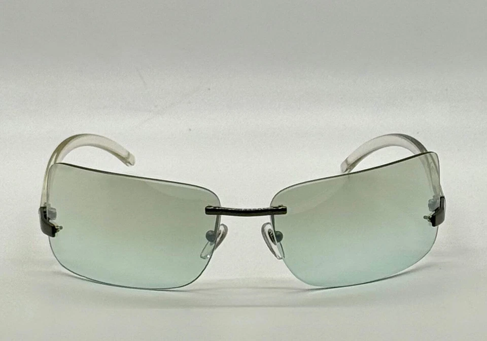 Hilton Firenze '03-Vintage Unworn Y2K Rimless Sunglasses – Green Gradient Italy - Image 3 of 4
