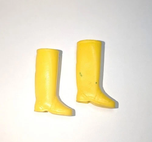 Vintage Barbie - MOD  Soft Yellow Rain Boots