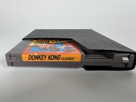 Donkey Kong Classics ( Nintendo NES, 1988) Authentic Cart & Tested W/ Sleeve 