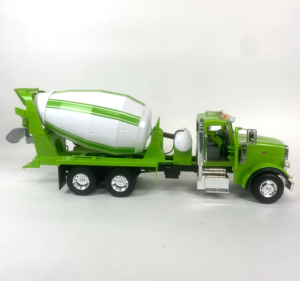 ERTL Big Farm Green Peterbilt Model 367 Cement Mixer Tractor 1/16th Scale ~ Rare - Image 3 of 4