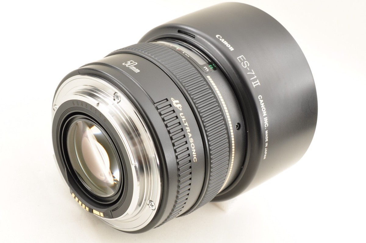 Mint* Canon EF 50mm f/1.4 USM Standard AF Prime Lens w/Hood Mint* Canon EF 50mm f/1.4 USM Standard AF Prime Lens w/Hood