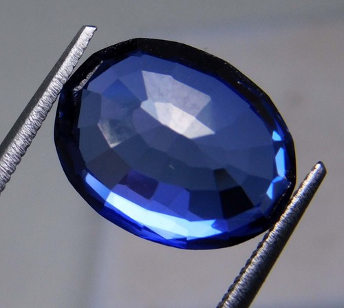 Exceptional 12.20 Ct Natural Blue Sapphire From Ceylon – "Certified" Gemstone - Picture 5 of 5