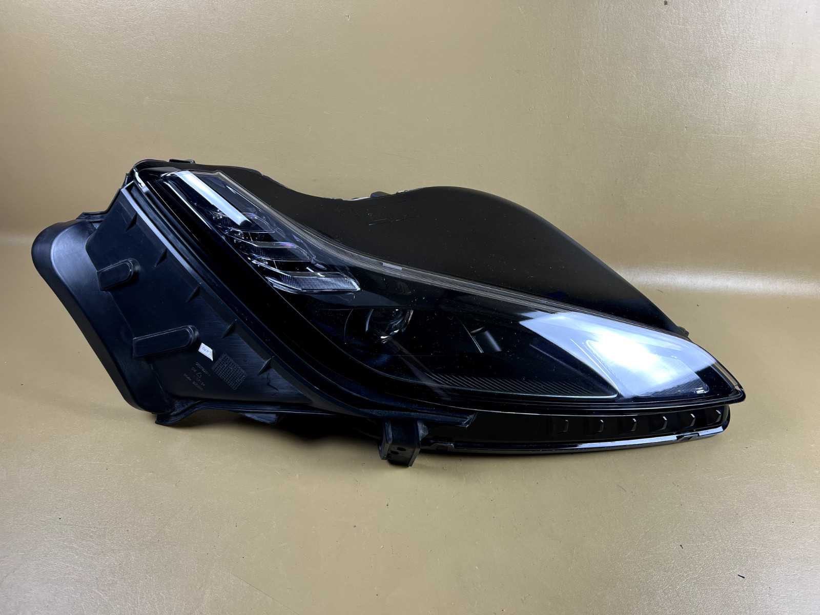 Mint! 2021-2023 Ferrari Portofino M F164DX Headlight Right LED RH OEM Italy
