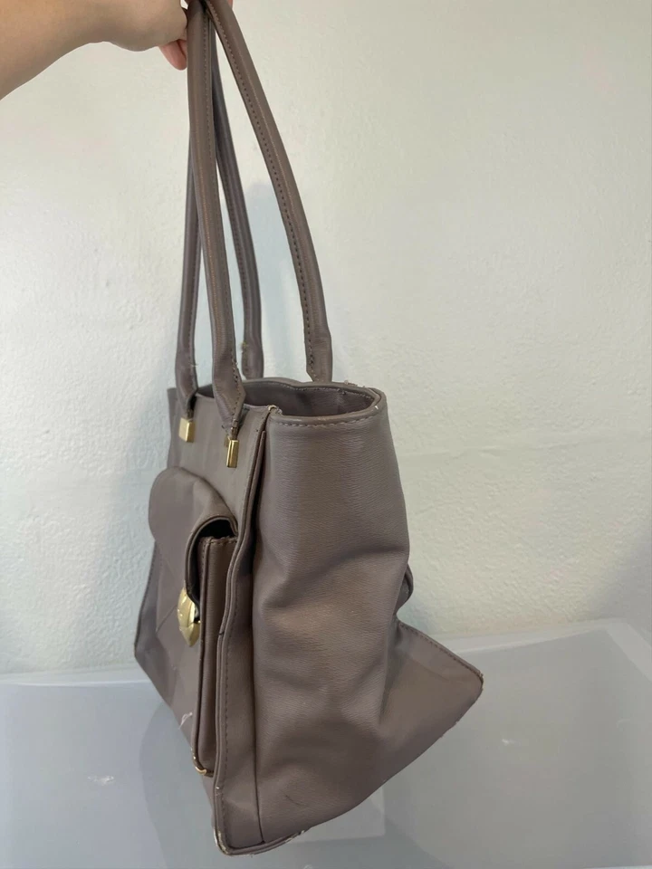 O Lulu by lulu Guinnes Purse Maeve Locket Medium Tote Handles - Image 2 of 4