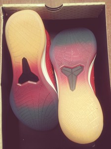 nike kobe ad size 12