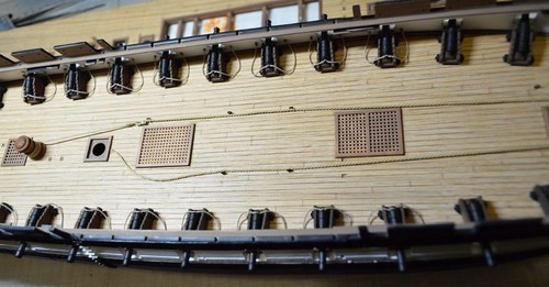 Revell USS Constitution 1:96 - laser cut wooden deck for model - Picture 6 of 12