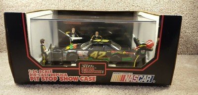 1992 Racing Champions 1:24 NASCAR Pit Stop Show Case Dale Jarrett Interstate a