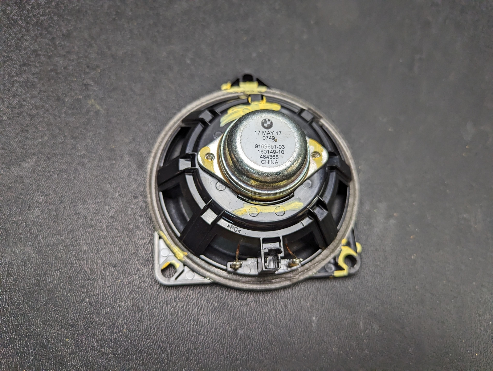 Dashboard Center Speaker 2018 BMW X1 65139169691 2016 2017 2019  