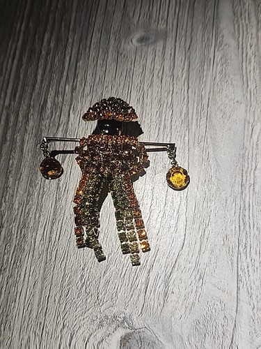 Unbranded Farmer Brooch