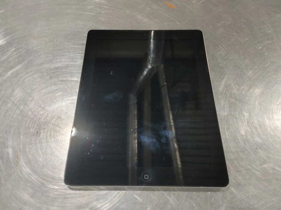 Good Condition Apple iPad 4 Black 64GB WiFI + Cellular Tested Working - Image 2 of 4