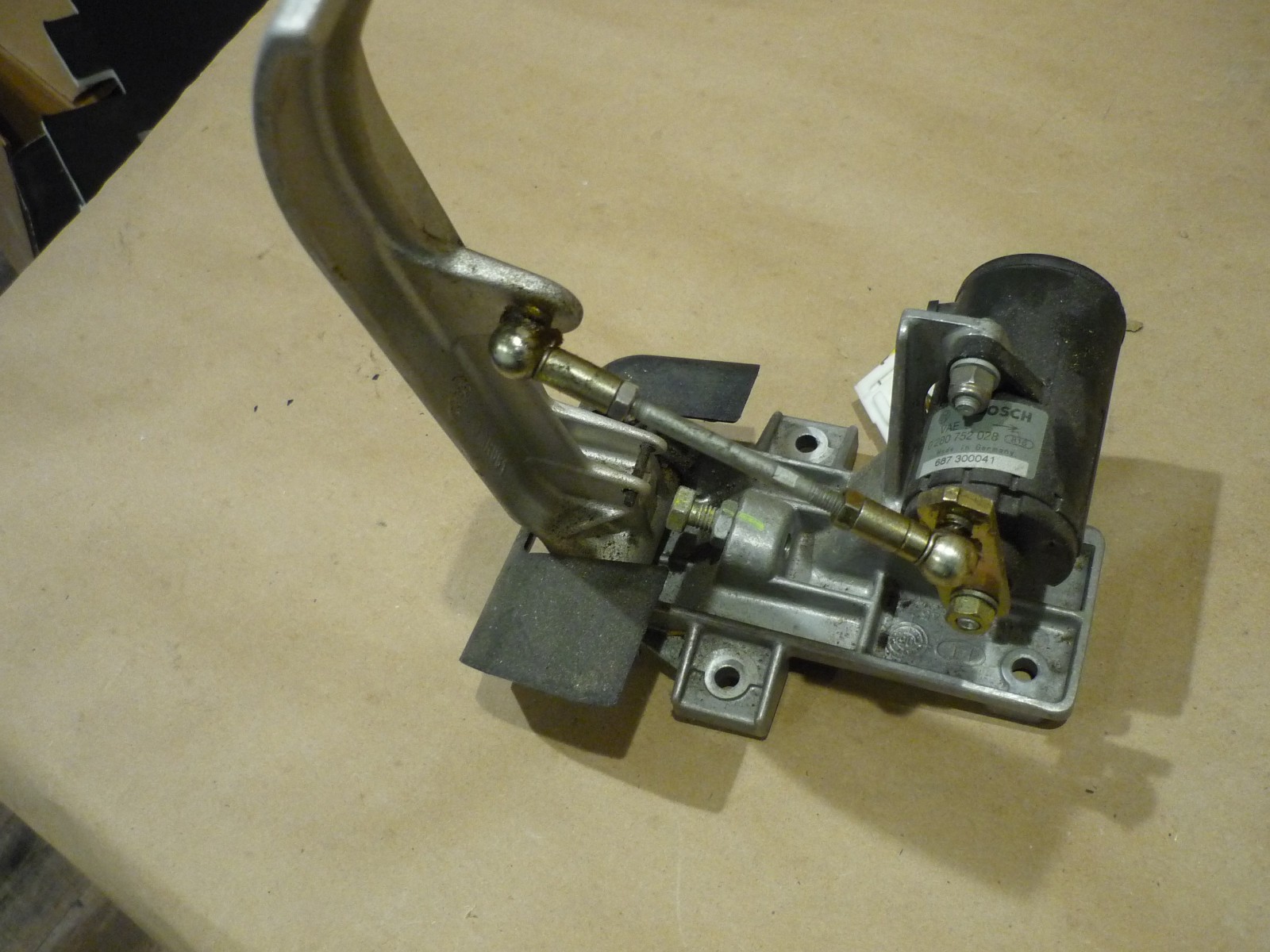 Ferrari 360,430 -Accelerator Pedal Assy w/ Potentiometer- P/N 196180-170038